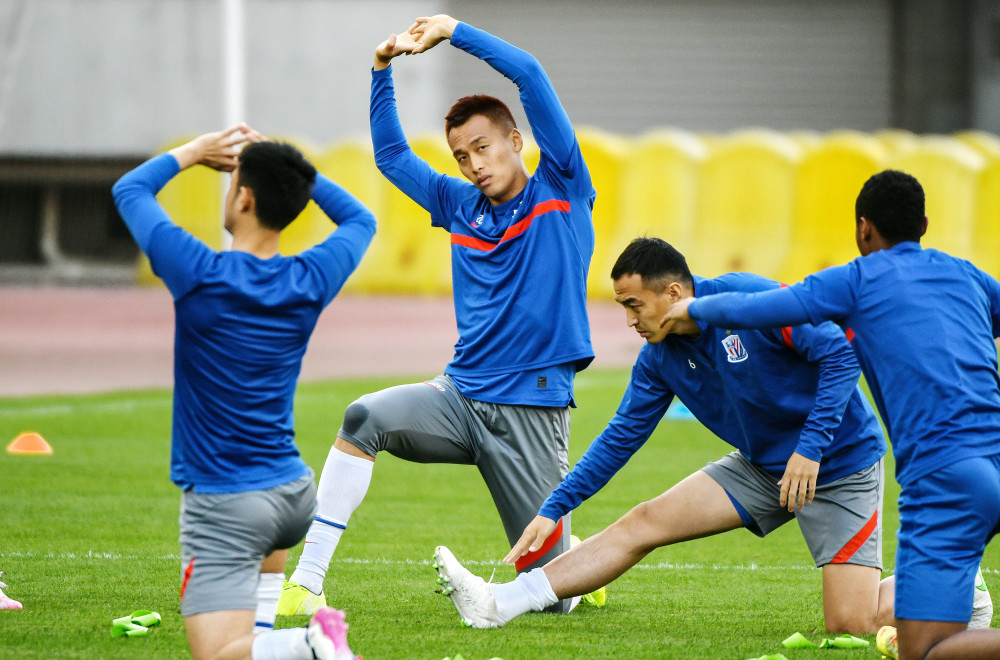 足球赛前热身10个动作